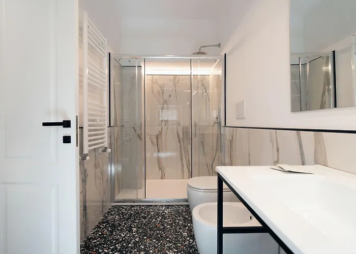 Naman Hotellerie - Monti Guest house 4*